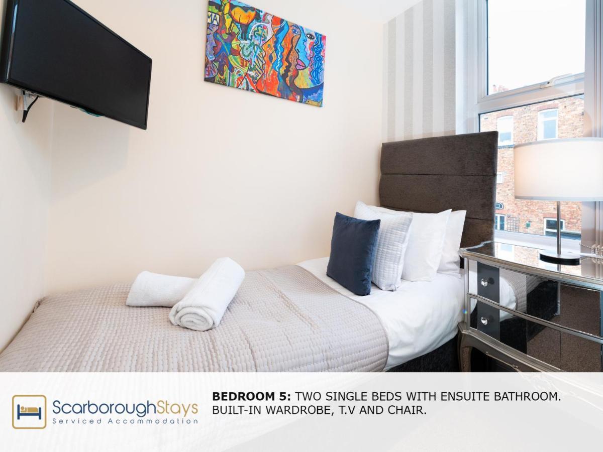 Scarborough Stays - Luxury Townhouse Ideal For Large Groups - Hot Tub Exterior photo
